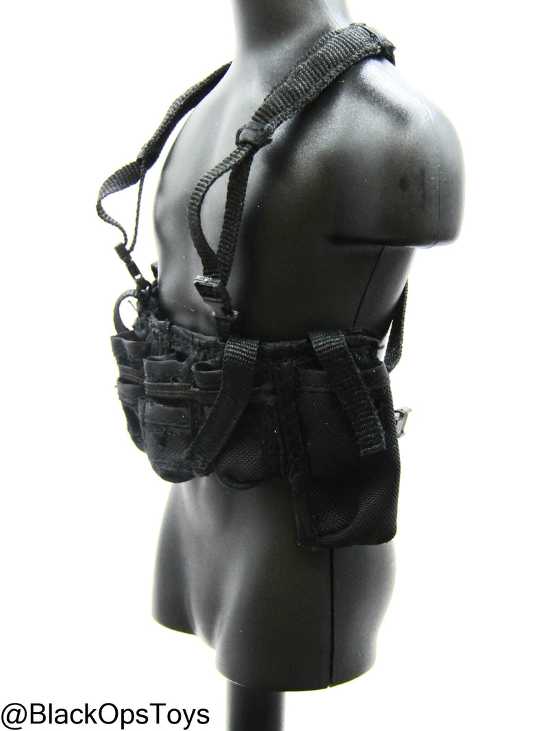 Load image into Gallery viewer, Black Chest Rig
