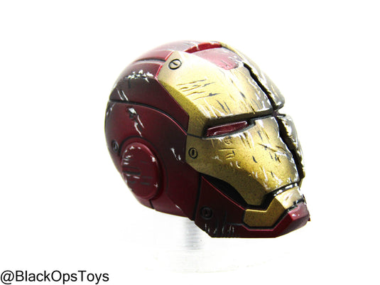 Iron Man - Battle Damaged Helmet