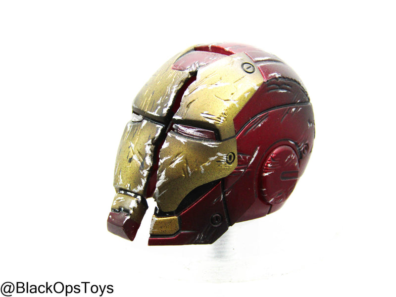 Load image into Gallery viewer, Iron Man - Battle Damaged Helmet
