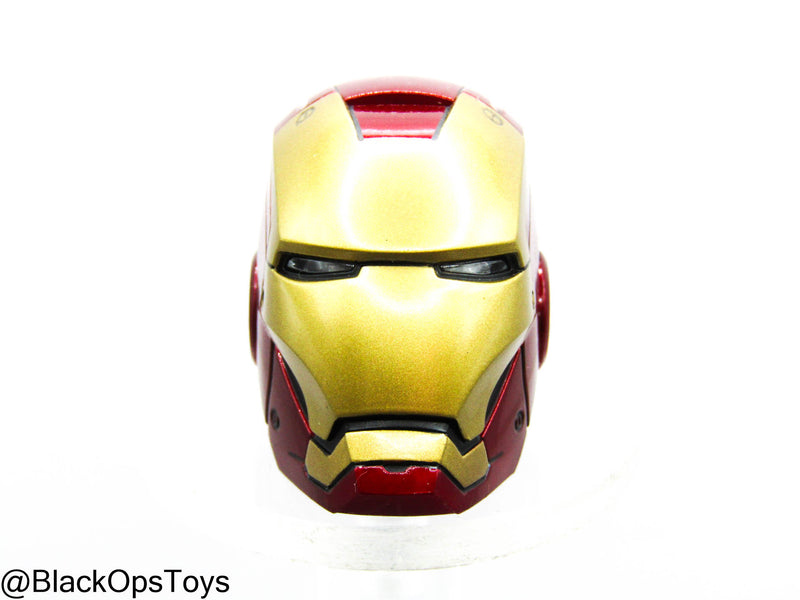 Load image into Gallery viewer, Iron Man - Light Up Helmeted Headsculpt (READ DESC)
