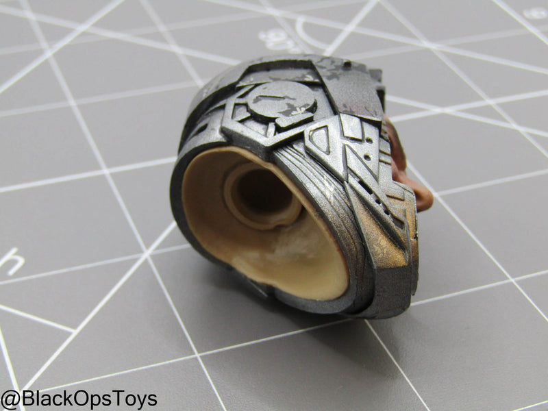 Load image into Gallery viewer, Iron Man 2 - Whiplash Helmeted Headsculpt w/Exposed Face
