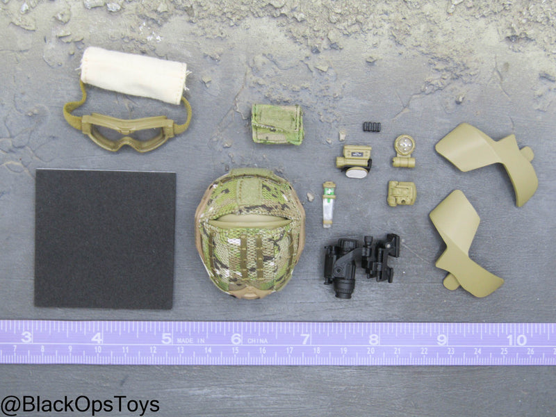 Load image into Gallery viewer, FSB Alpha Team Leader R - Multicam Helmet w/NVG &amp; Goggles
