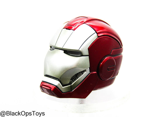 Iron Man - Light Up Helmeted Headsculpt (READ DESC)