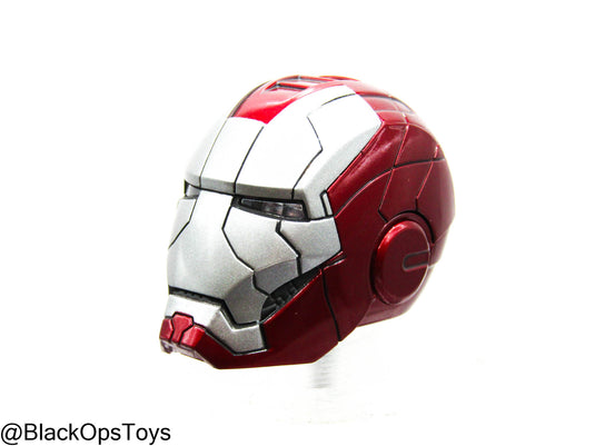 Iron Man - Helmeted Headsculpt