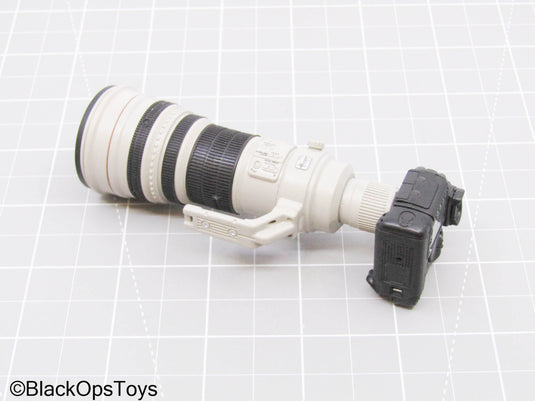 Black Camera w/Grey Super-Telephoto Lens