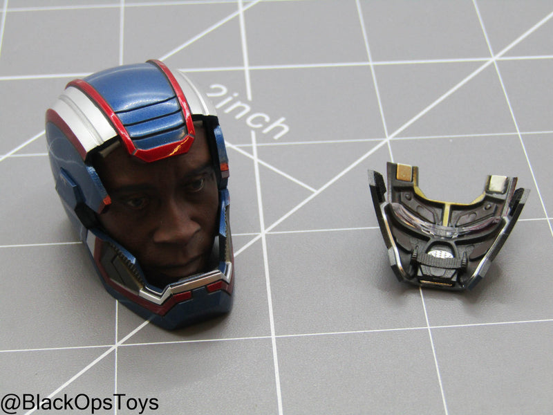 Load image into Gallery viewer, Iron Man 3 - Light Up Iron Patriot Helmeted Headsculpt (READ DESC)
