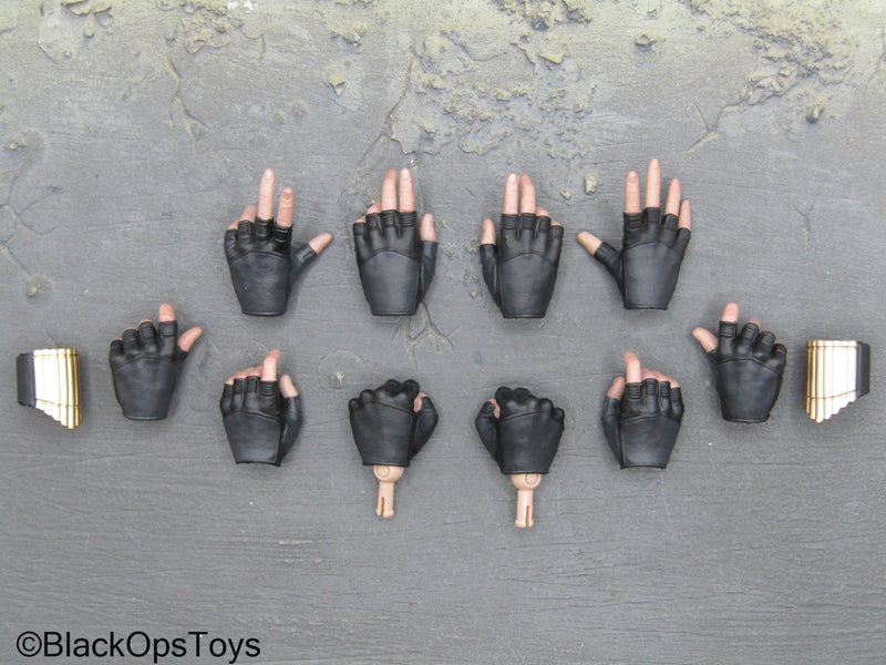 Load image into Gallery viewer, Black Widow - Natasha Romanov - Female Black Fingerless Gloved Hand Set

