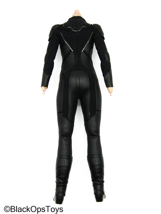 Black Widow - Natasha Romanov - Female Body w/Black Body Suit & Boots
