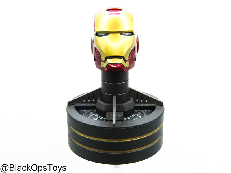 Load image into Gallery viewer, Iron Man - Helmeted Headsculpt w/Light Up Stand
