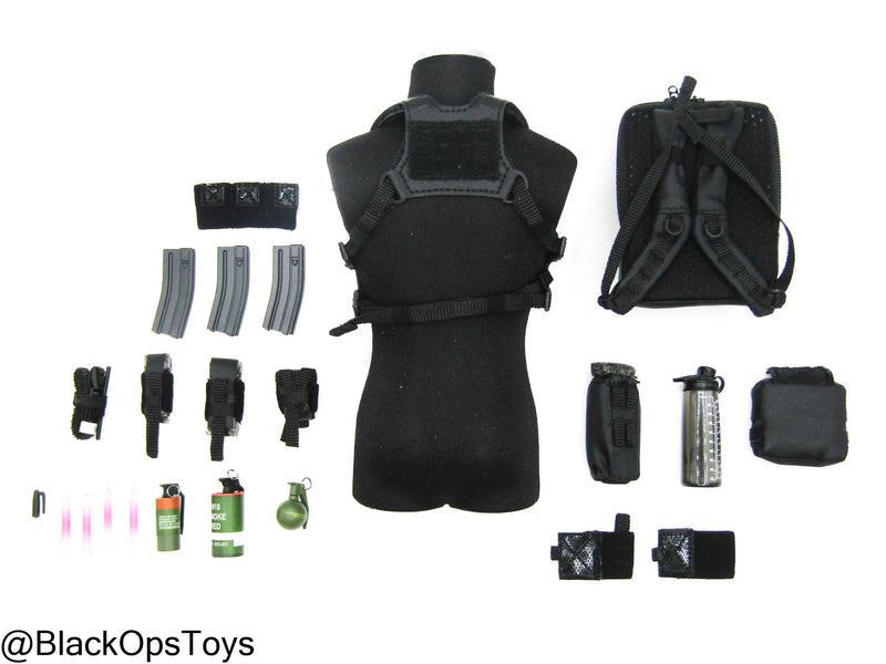 Load image into Gallery viewer, HRT Minuteman - Black Chest Rig w/Assault Pack &amp; Pouch Set
