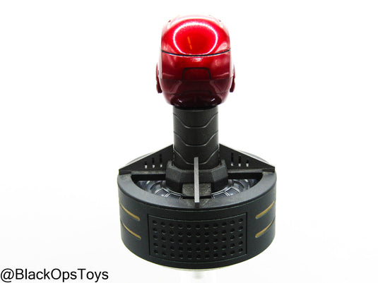 Iron Man - Helmeted Headsculpt w/Light Up Stand