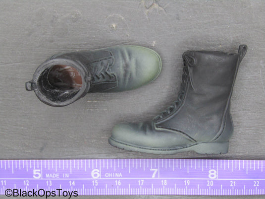 British - Black Weathered Combat Boots (Foot Type)