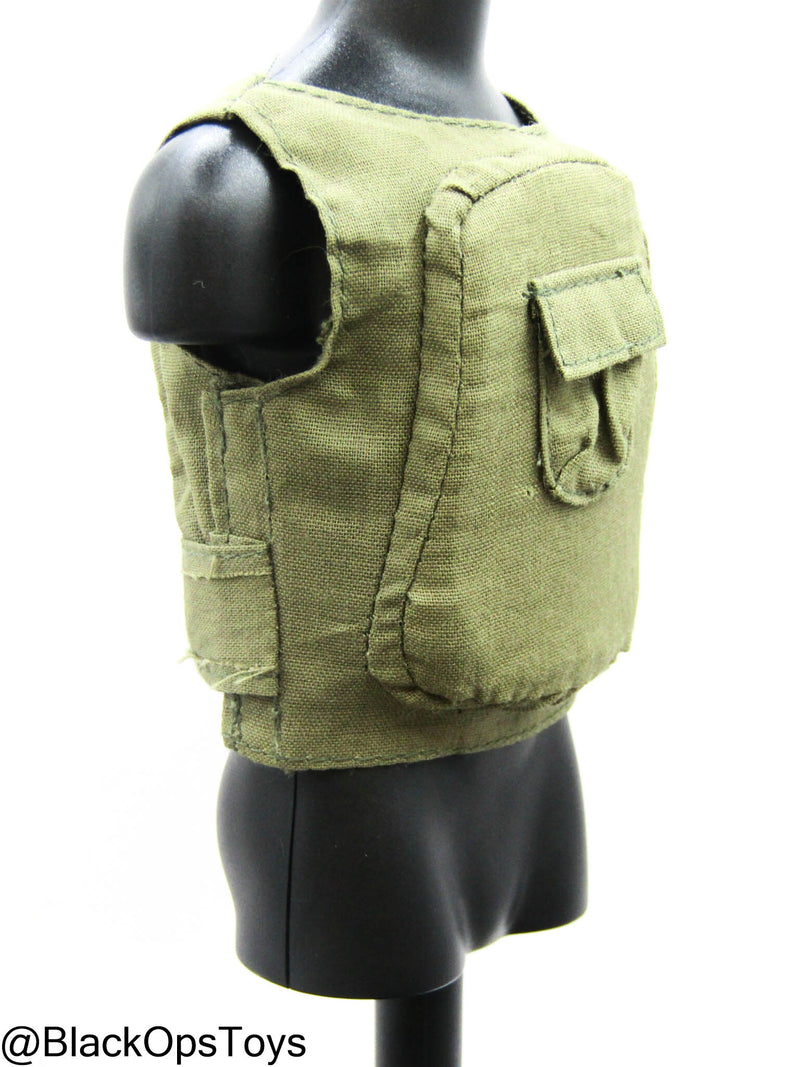 Load image into Gallery viewer, Vietnam Era OD Green &quot;Chicken Plate&quot; Aircrew Body Armor
