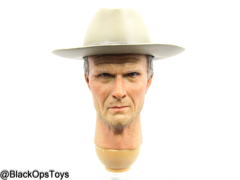 Load image into Gallery viewer, William Munny - Male Base Body w/Headsculpt, Spurred Boots, &amp; Hat
