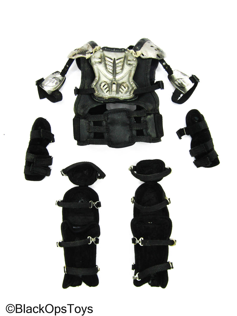 Load image into Gallery viewer, TWD - Morgan Jones - Full Body Armor Set
