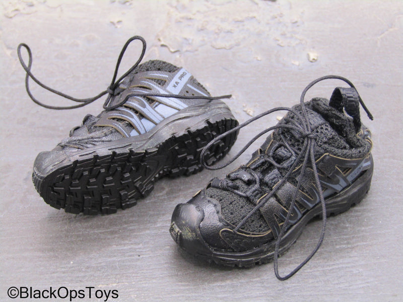 Load image into Gallery viewer, Bravo 0-6 Countdown - Black Combat Shoes (Peg Type)
