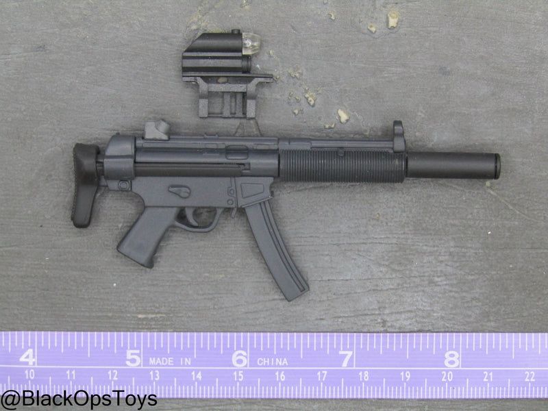 Load image into Gallery viewer, MP5 Submachine Gun w/Integrated Suppressor &amp; Scope
