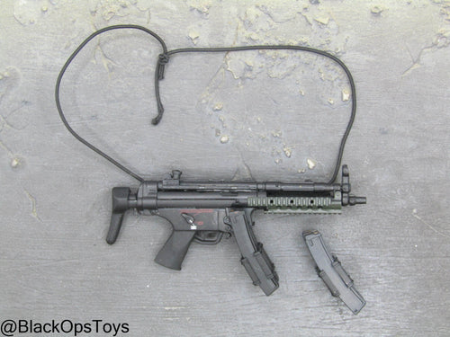 MP5 Submachine Gun w/Extendable Stock & Sling