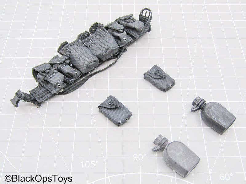 Load image into Gallery viewer, GI JOE - Ranger Stalker - Black Y-Harness LCE w/Pouch Set
