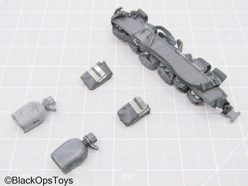 Load image into Gallery viewer, GI JOE - Ranger Stalker - Black Y-Harness LCE w/Pouch Set
