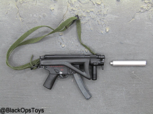 Navy Seal - Rudy Boesch - Black Metal MP5 w/Suppressor