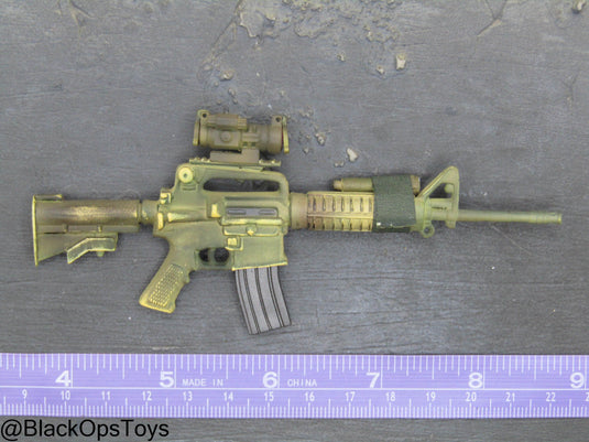 Weathered Camo M4 Carbine w/Scope & Tactical Light