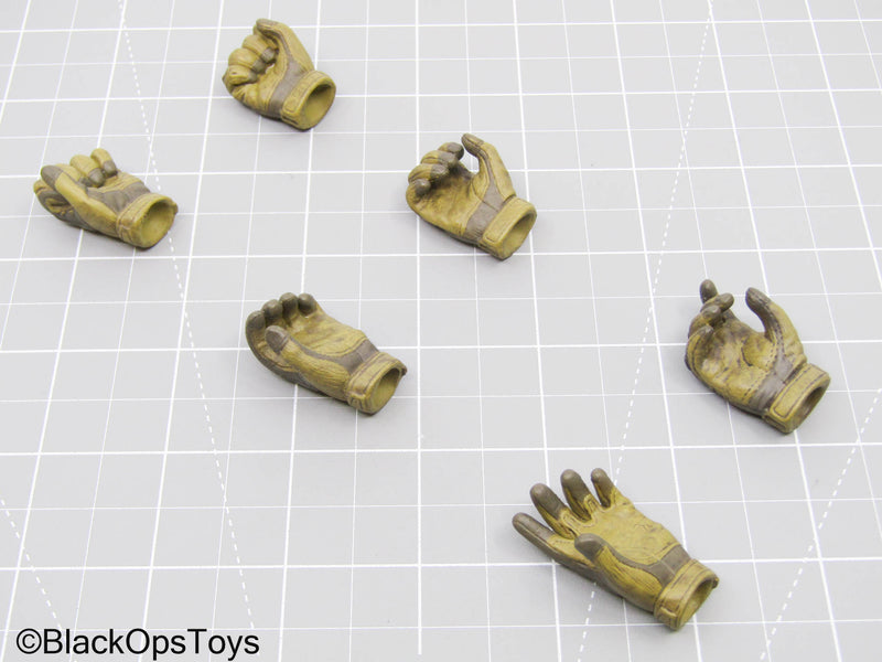 Load image into Gallery viewer, GI JOE - General Hawk - Male Gloved Hand Set (x6)
