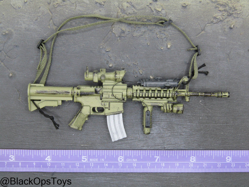 Load image into Gallery viewer, Weathered OD Green M4 Carbine w/Attachment Set

