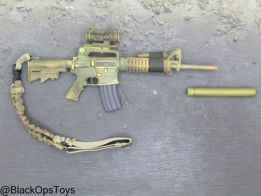 Black Hawk Down - Weathered Camo M4 Carbine w/Attachment Set
