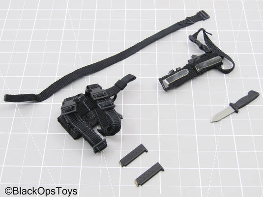 GI JOE - General Hawk - 1911 Pistol w/Drop Leg Holster & Knife