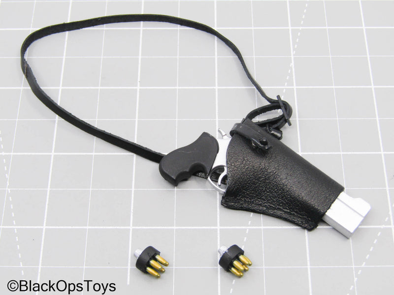 Load image into Gallery viewer, GI JOE - General Hawk - Silver Revolver w/Speed Loaders &amp; Holster
