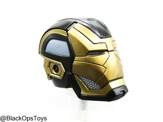iron man 1 toy helmet 1:1 MK50 Wearable Movie Prop Replica dismiss battle mode with eye lights in white and ear lights in blue 14 The Human Collector | IRON