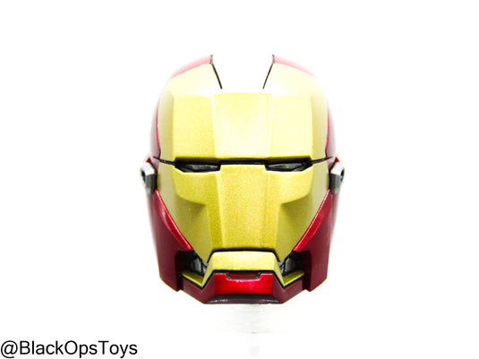 Iron Man - Helmeted Headsculpt