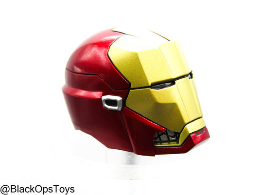 Iron Man - Helmeted Headsculpt