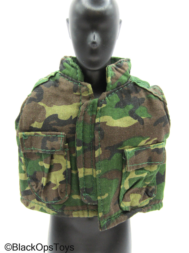 Load image into Gallery viewer, Vietnam - Woodland Camo Combat Vest
