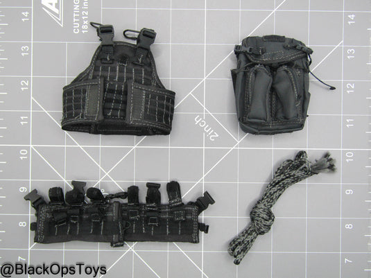 GI JOE - Cobra Viper - Black MOLLE Combat Vest Set w/Buttpack