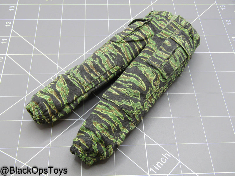 Load image into Gallery viewer, GI JOE - Flint - Tiger Stripe Camo Combat Pants
