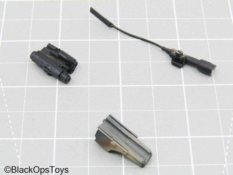 Load image into Gallery viewer, Holographic Sight w/Tac Light &amp; PEQ
