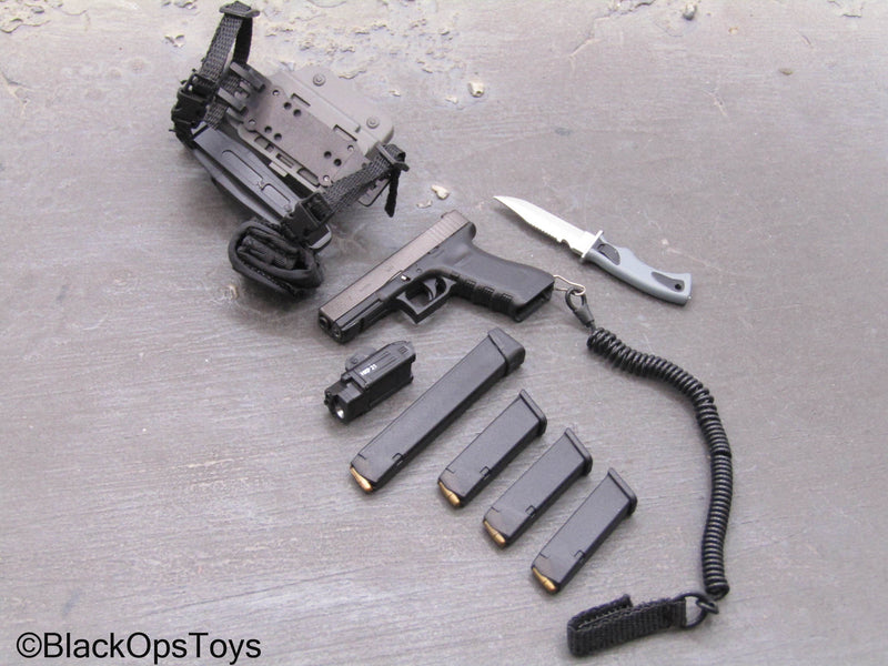 Load image into Gallery viewer, HK SDU Diver Assault Group - 9mm Pistol w/Drop Leg Holster
