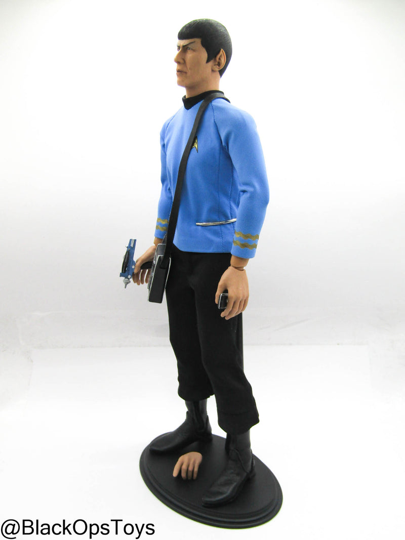 Load image into Gallery viewer, Star Trek TOS - Spock Dressed Body w/Equipment
