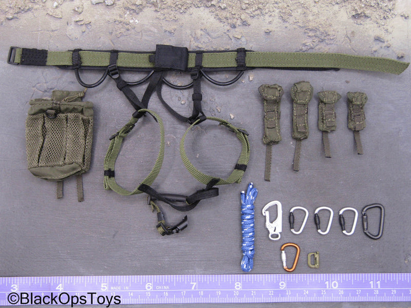 Load image into Gallery viewer, 50th Anniv HK SDU - Green Harness w/Pouch &amp; Carabiner Set
