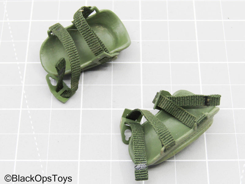 Load image into Gallery viewer, Green Knee Pads (Hot Toys)
