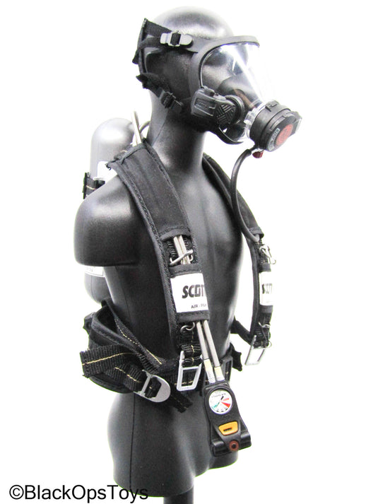 SCGTT Air-Pak Oxygen Tank & Harness w/Respirator Mask (DAM Toys)