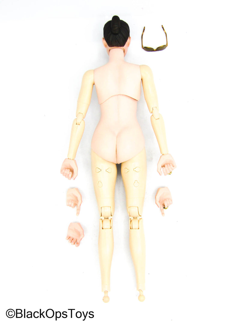 Load image into Gallery viewer, Gangsters Kingdom Vera - Female Base Body w/Head Sculpt &amp; Glasses
