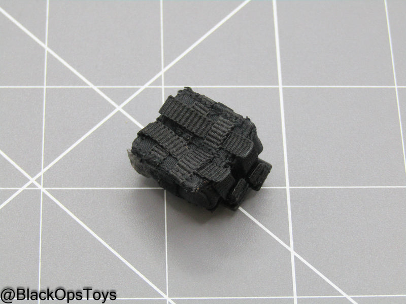 Load image into Gallery viewer, LAPD S.W.A.T. Ver B - Black MOLLE Dual Cell Grenade Pouch
