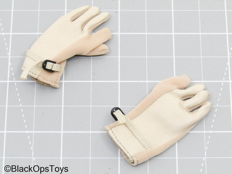 Load image into Gallery viewer, Tan GI Rappelling Gloves (DAM Toys)
