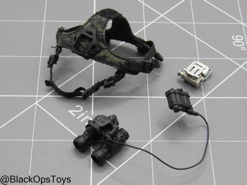 Load image into Gallery viewer, Multicam Black Skullcrusher w/NVG Set
