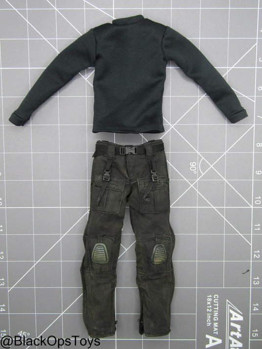 Terminator - John Connor Combat Shirt & Pants (Hot Toys)