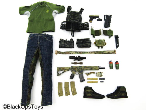 Green Shirt w/Jeans, MOLLE Plate Carrier & Pouch Set w/Rifle & Shoes