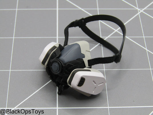 Black & White Respirator Mask